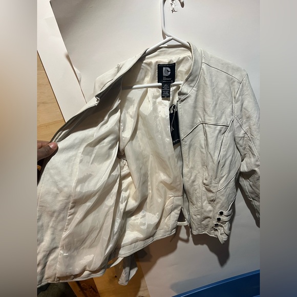 DC Comics DC TV Arrow White Canary Girls Jacket - Picture 3 of 10